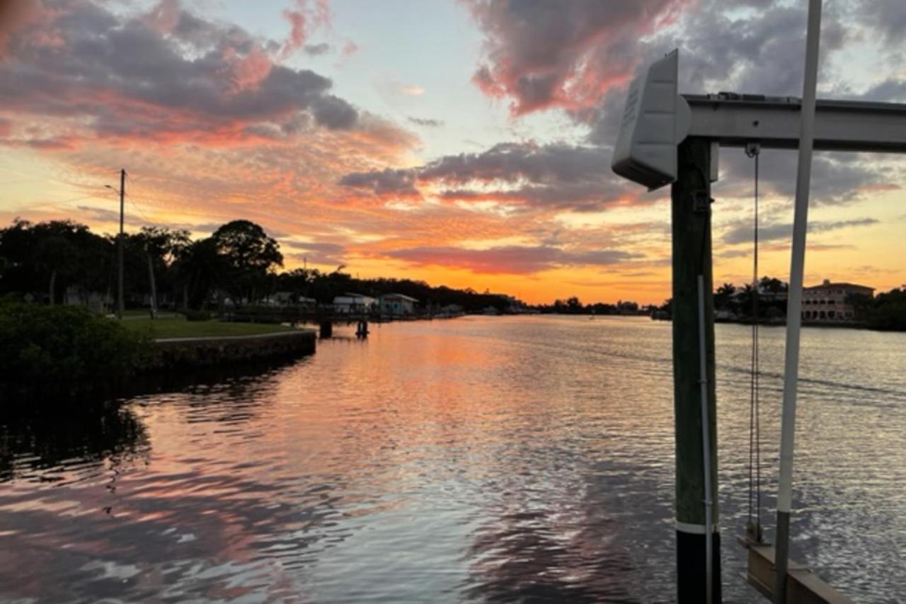 Blue Shores Port Richey Exterior photo